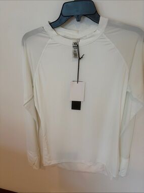 Mono B Cream Long-Sleeve Athletic Top